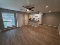 Building Photo - 343 Spring Branch Ln