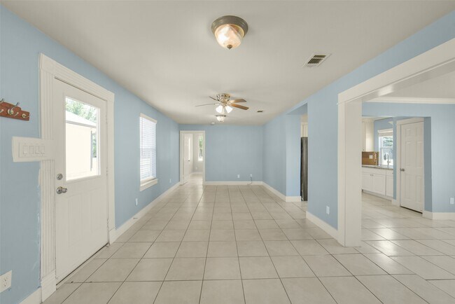 Building Photo - 22405 Beckendorff Rd