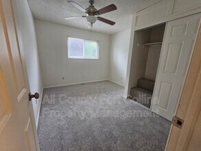 Building Photo - 4406 Hummingbird Dr