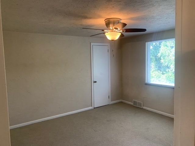 Building Photo - 4385 Coleridge St