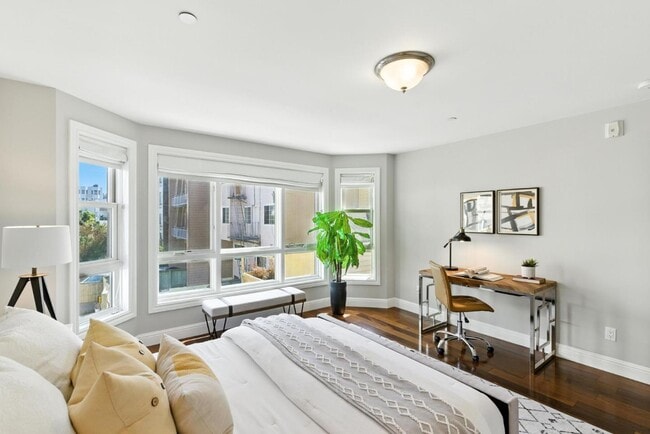 Building Photo - 2443 Clement St