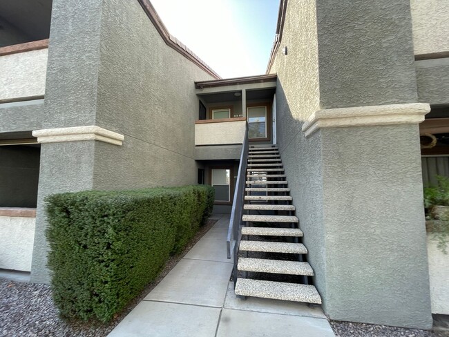 Primary Photo - 1 bathroom condo located in the desirable ...