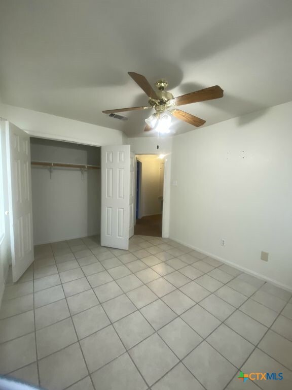 Building Photo - 5406 Oster Dr