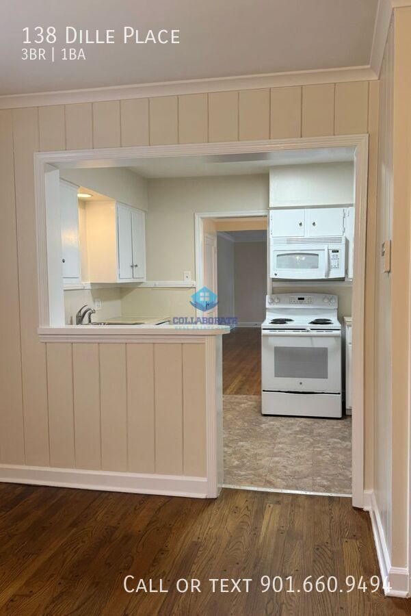 Building Photo - 138 Dille Pl