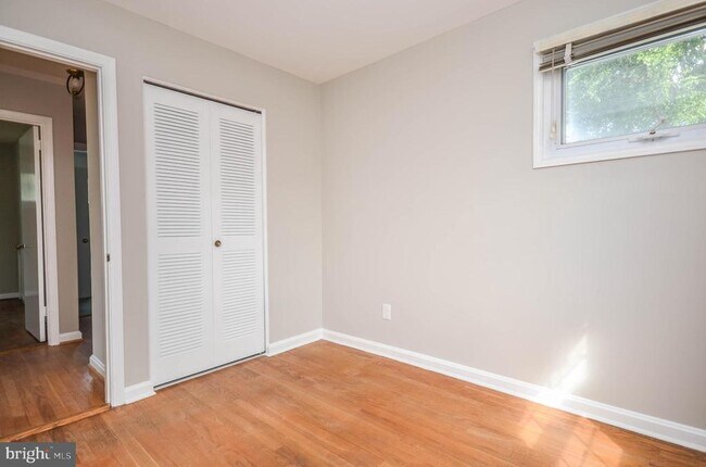 Building Photo - 3814 Archer Pl