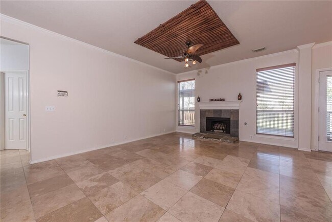 Building Photo - 2103 Kimra Ln