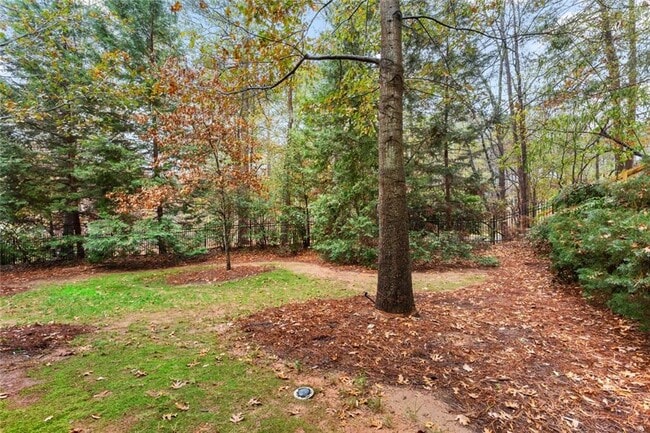 Building Photo - 4324 Laurel Creek Ct SE