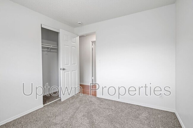 Building Photo - 13000 NW Cornell Rd