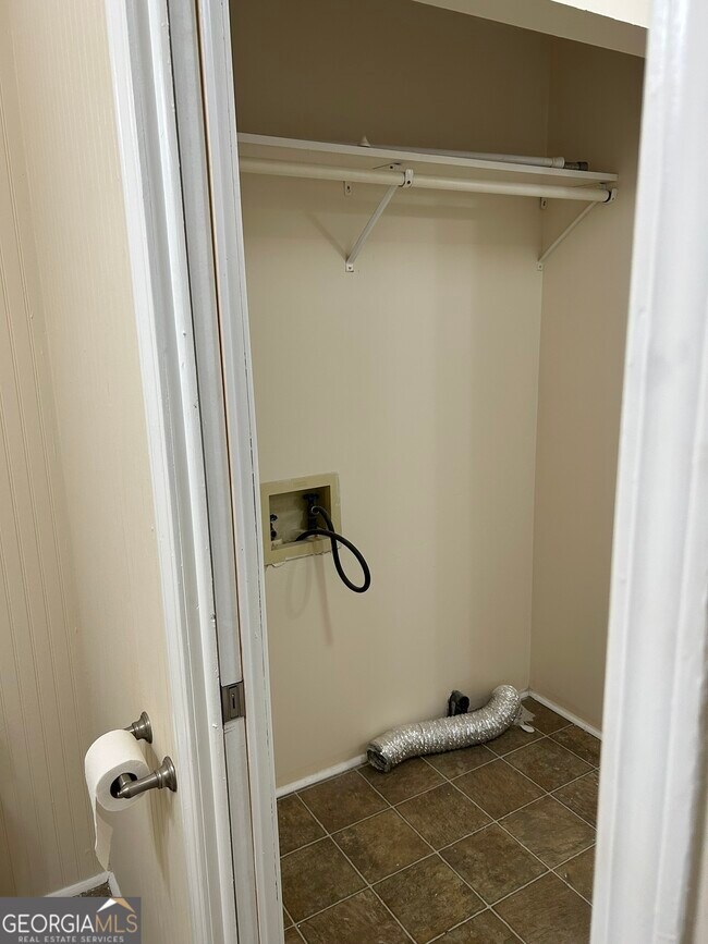 Building Photo - 790 Normandy Trail