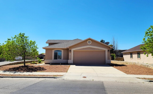 Primary Photo - 14336 Desert Sage Dr