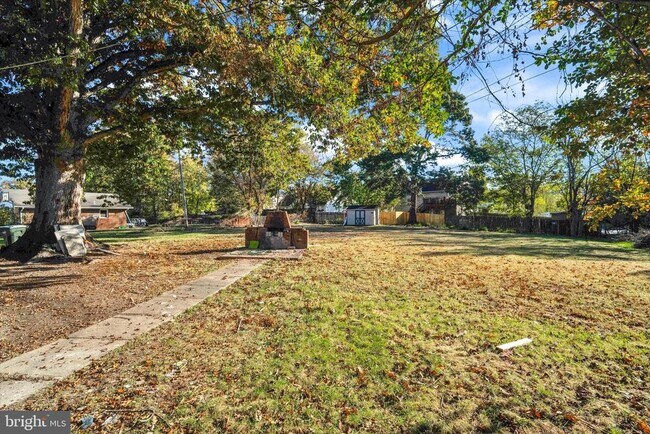 Building Photo - 906 Washington Ave