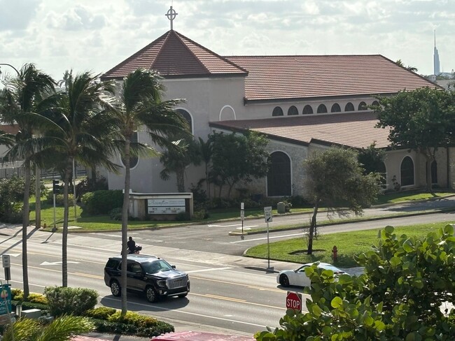 Building Photo - 1900 S Ocean Blvd