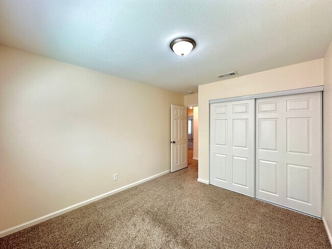 Building Photo - Foothill Villages