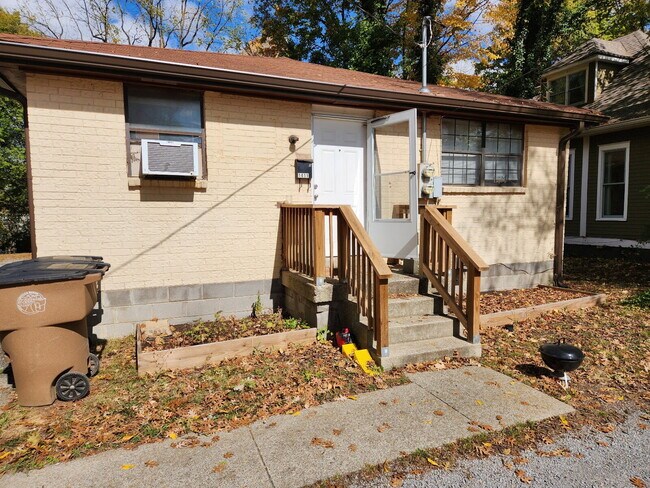Building Photo - COMING SOON... 2BR/1BA in Fantastic East Nashville Location!!