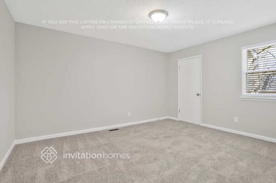 Building Photo - 3102 Carmel Dr