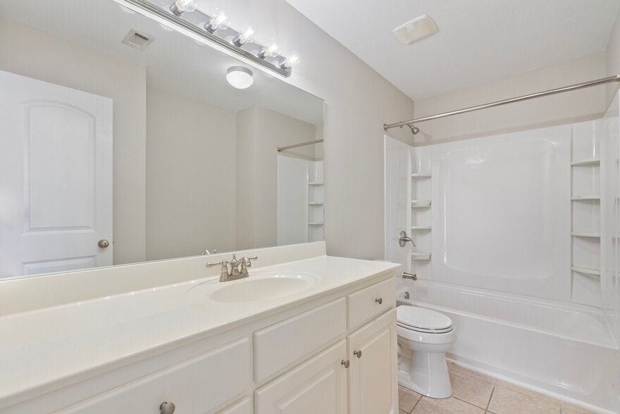 Building Photo - 728 Southpointe Commons Loop