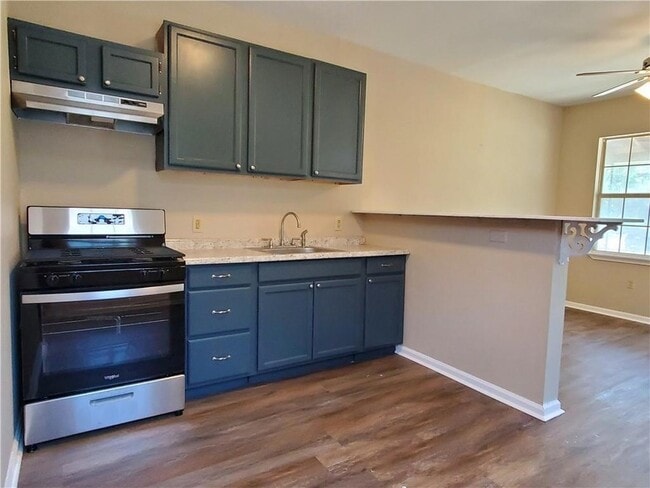 Building Photo - 1703 Clouet St