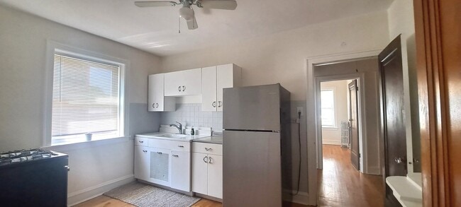 Building Photo - 8014 Kilpatrick Ave