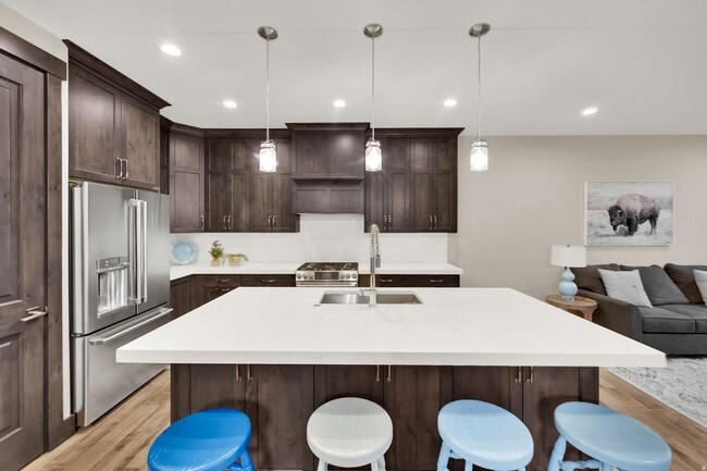 Building Photo - 6357 E 820 S