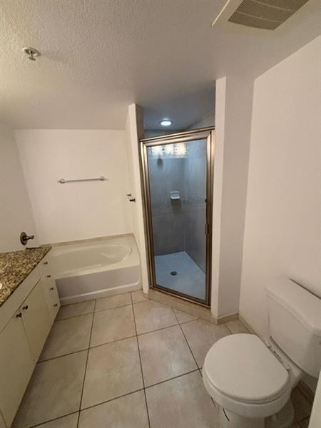 Building Photo - 1830 Radius Dr