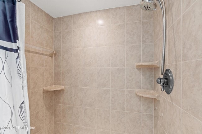 Building Photo - 3737 Loretto Rd