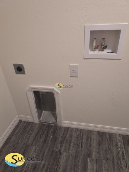 Building Photo - 1035 Nomad Rd