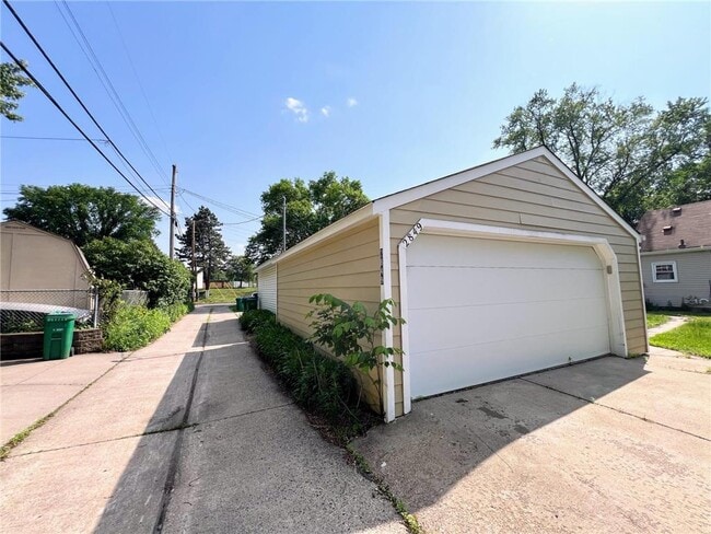 Building Photo - 2849 Jersey Ave S