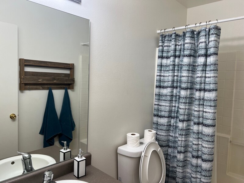 Building Photo - 13822 Ralph H Way