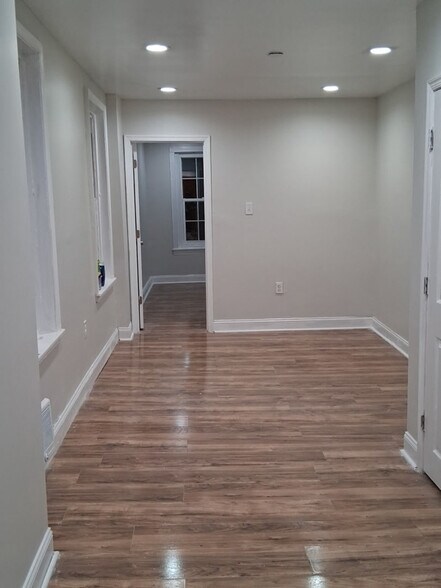 Building Photo - 5301 Belfield Ave