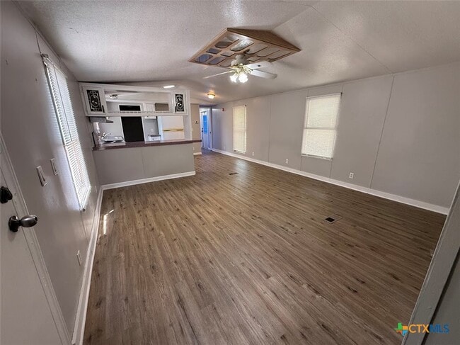 Building Photo - 341 Buck Trail