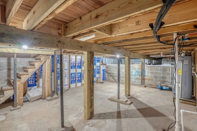 Building Photo - 35617 Airport Rd