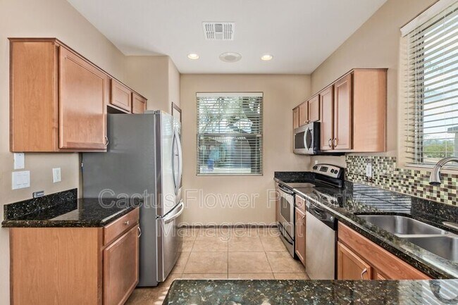 Building Photo - 2624 W Beautiful Ln