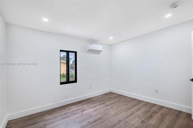 Building Photo - 6905 NW 4th Ct