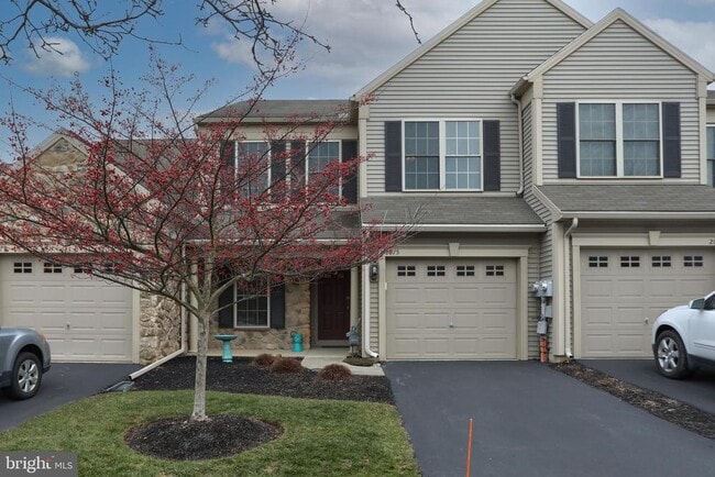 Building Photo - 2075 Deer Run Dr
