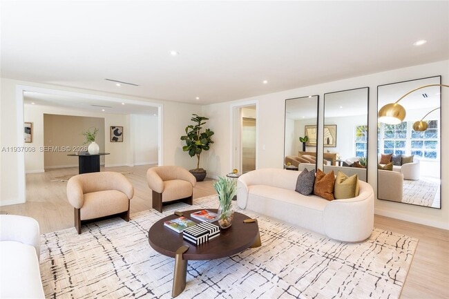 Building Photo - 4520 Sabal Palm Rd