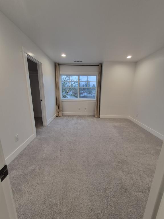 Building Photo - 224 SW J St