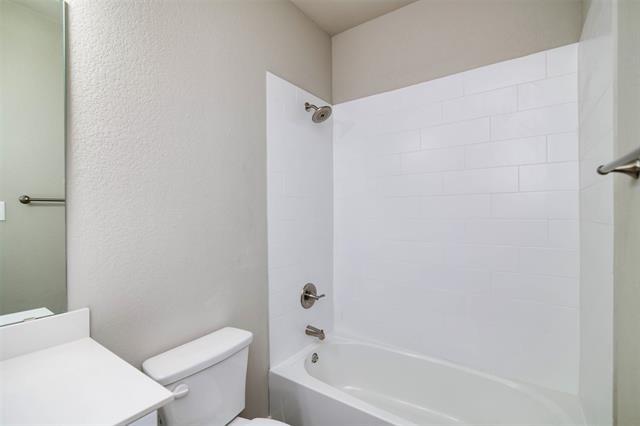 Building Photo - 725 Fallow Dr