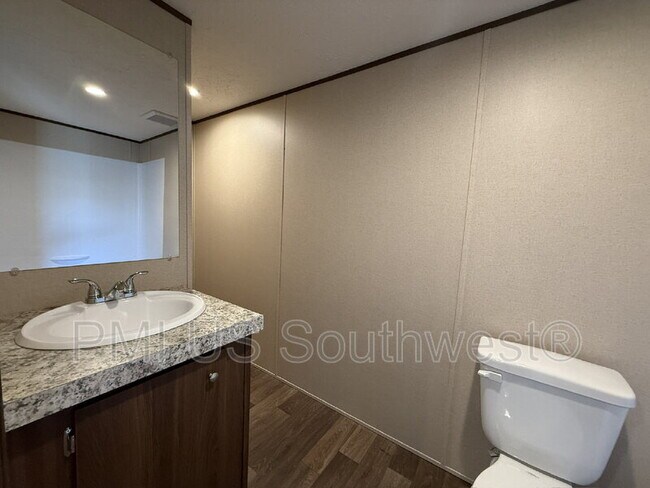 Building Photo - 1866 El Dorado Dr