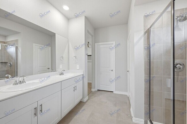 Building Photo - 2221 Dunbar Dr