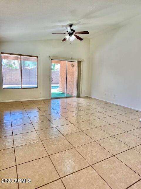 Building Photo - 1161 W Lark Dr
