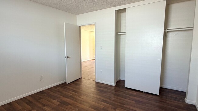 Building Photo - 1 bedroom 1 bath apartment in El Cajon
