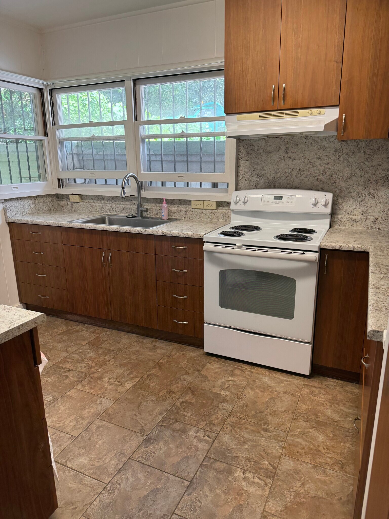 Building Photo - 2976 Oahu Ave