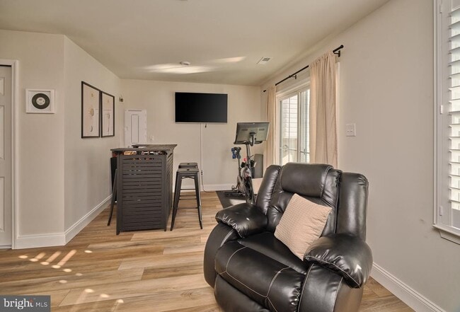 Building Photo - 39 Ortiz Dr