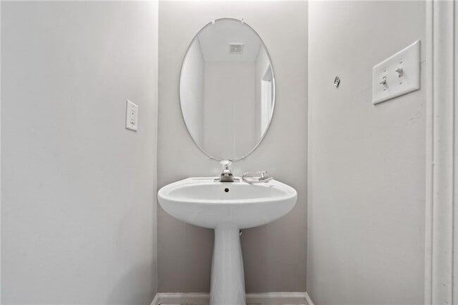 Building Photo - 3206 Hidden Cove Cir NW