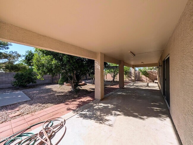 Building Photo - 6416 N 78th Ln