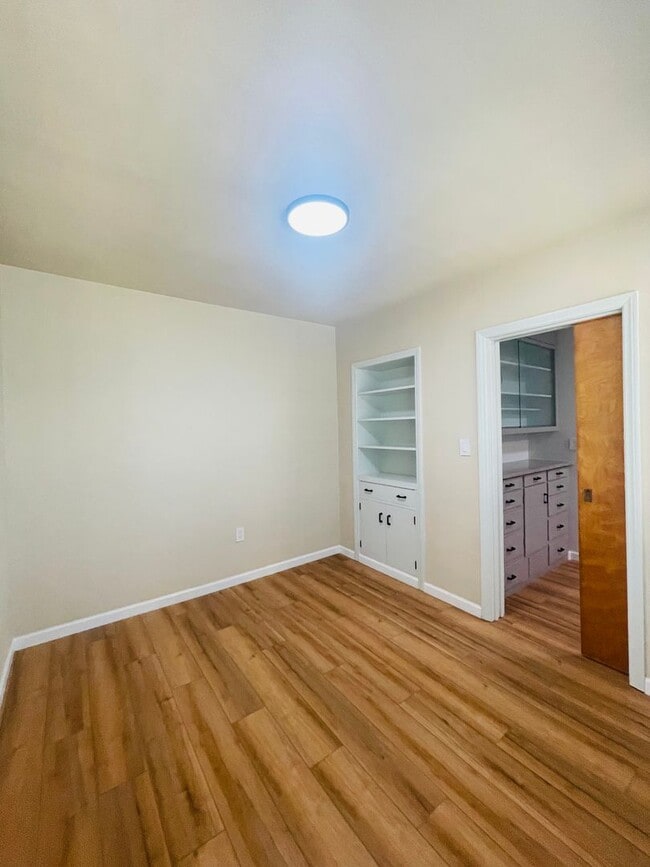 Building Photo - Peaceful 3-bedroom, 2-bathroom single story home nestled amongst the Orange Groves of Fillmore