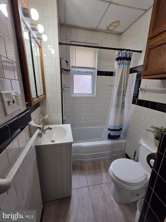 Building Photo - 312 Concord Ave