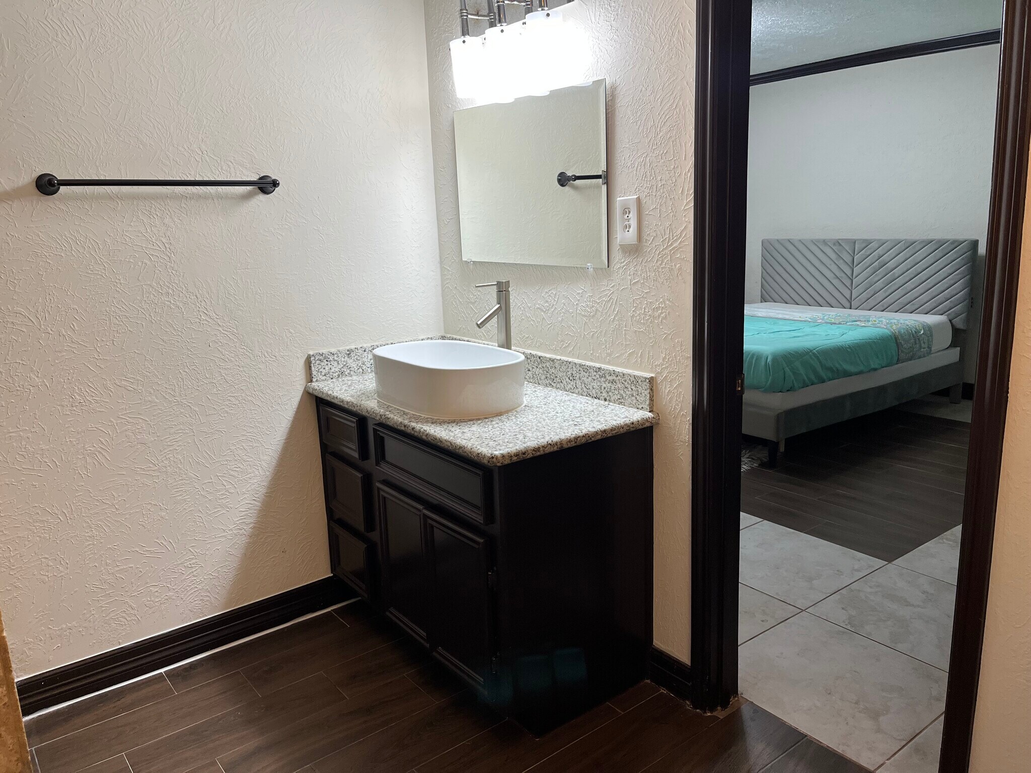 Building Photo - 3503 Canterbury Dr