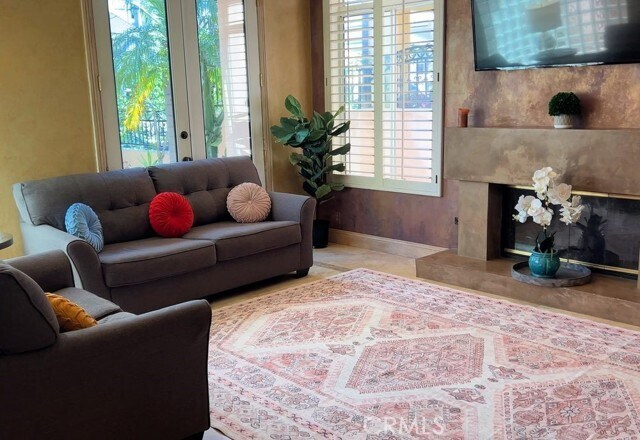 Building Photo - 609 21st St