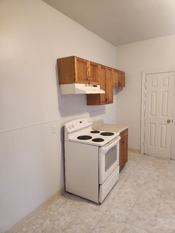 Building Photo - 56 Green St